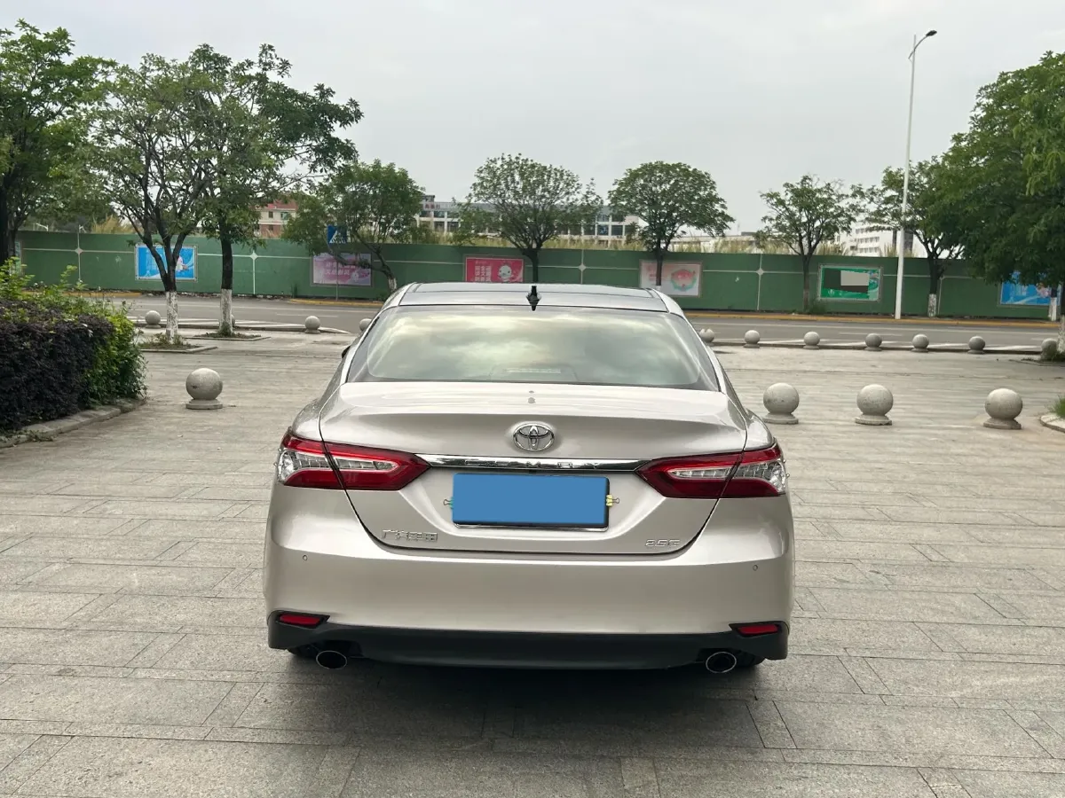 2021 Toyota Camry 2.5L 209HP L4 8AT,autocango,china used car exporter,china ev exporter,chinese used car exporter,chinese used ev exporter