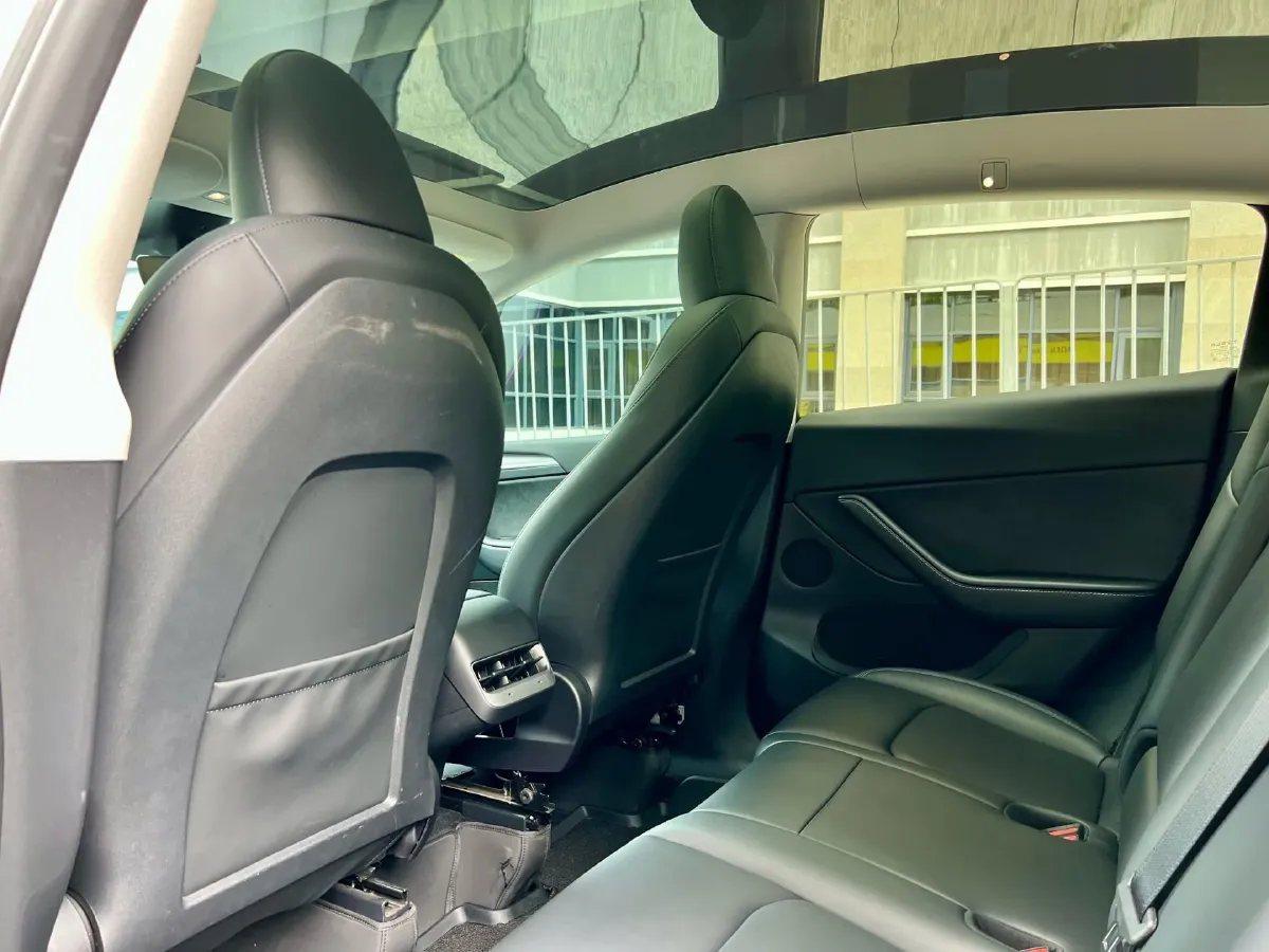 2024 Iveco OuSheng BEV 77.28KWH,autocango,china used car exporter,china ev exporter,chinese used car exporter,chinese used ev exporter