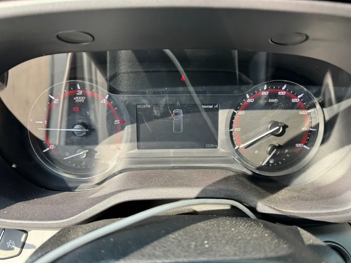 2024 MAXUS XinTu V90 2.0T 150HP L4 6MT,autocango,china used car exporter,china ev exporter,chinese used car exporter,chinese used ev exporter