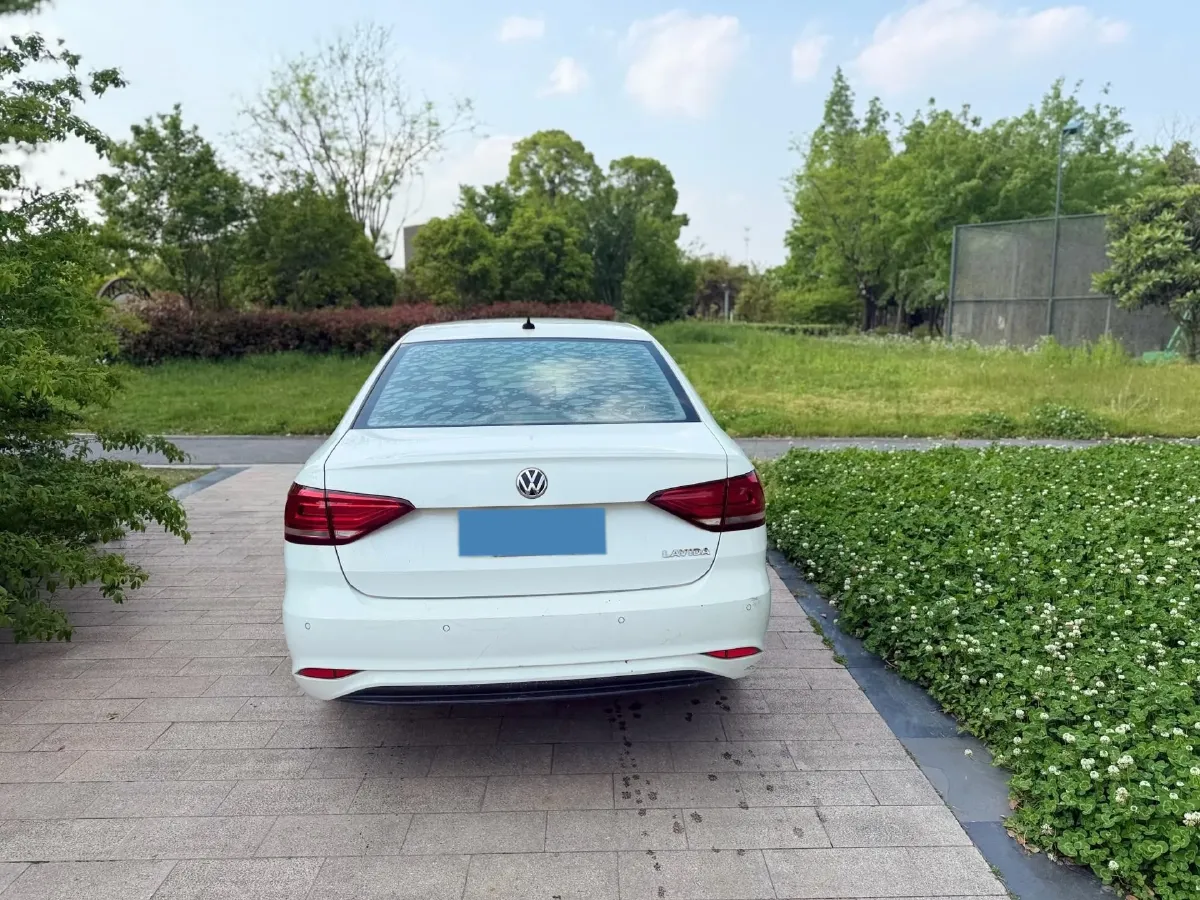 2019 Volkswagen Polo 1.5L 113HP L4 5MT,autocango,china used car exporter,china ev exporter,chinese used car exporter,chinese used ev exporter