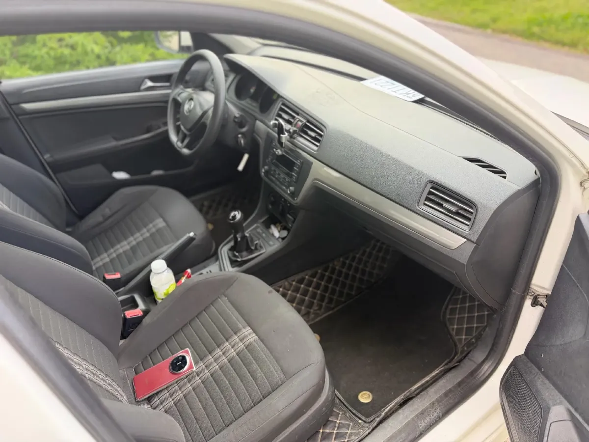 2019 Volkswagen Polo 1.5L 113HP L4 5MT,autocango,china used car exporter,china ev exporter,chinese used car exporter,chinese used ev exporter