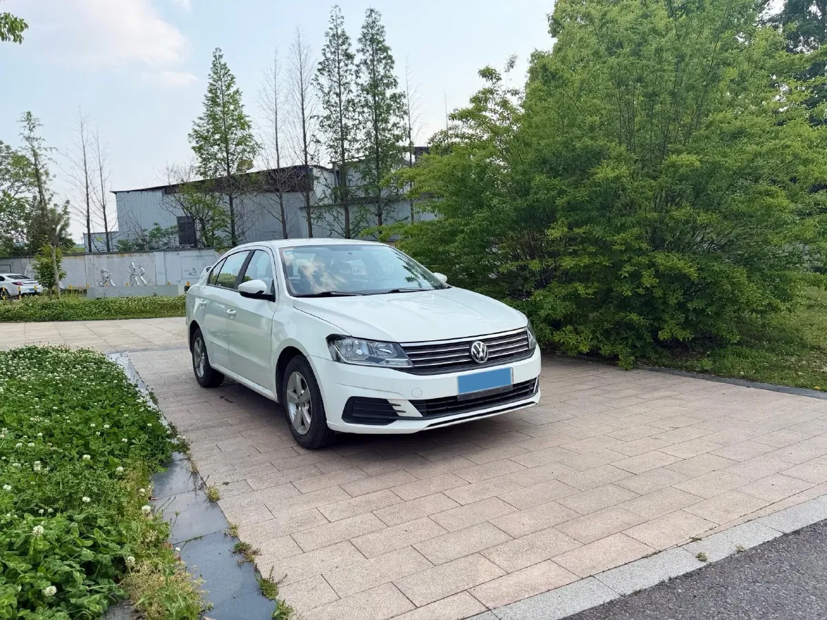 2019 Volkswagen Polo 1.5L 113HP L4 5MT,autocango,china used car exporter,china ev exporter,chinese used car exporter,chinese used ev exporter