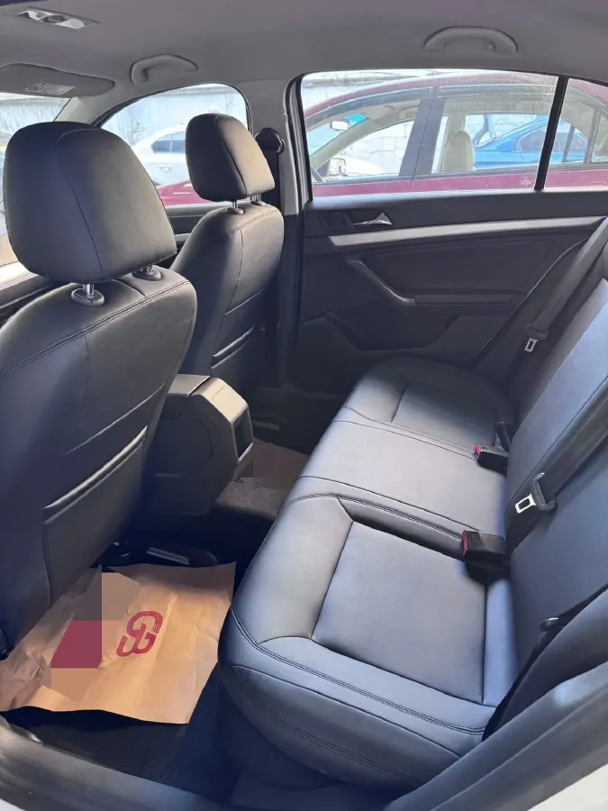 2017 Volkswagen Lavida 1.6L 110HP L4 6AT,autocango,china used car exporter,china ev exporter,chinese used car exporter,chinese used ev exporter
