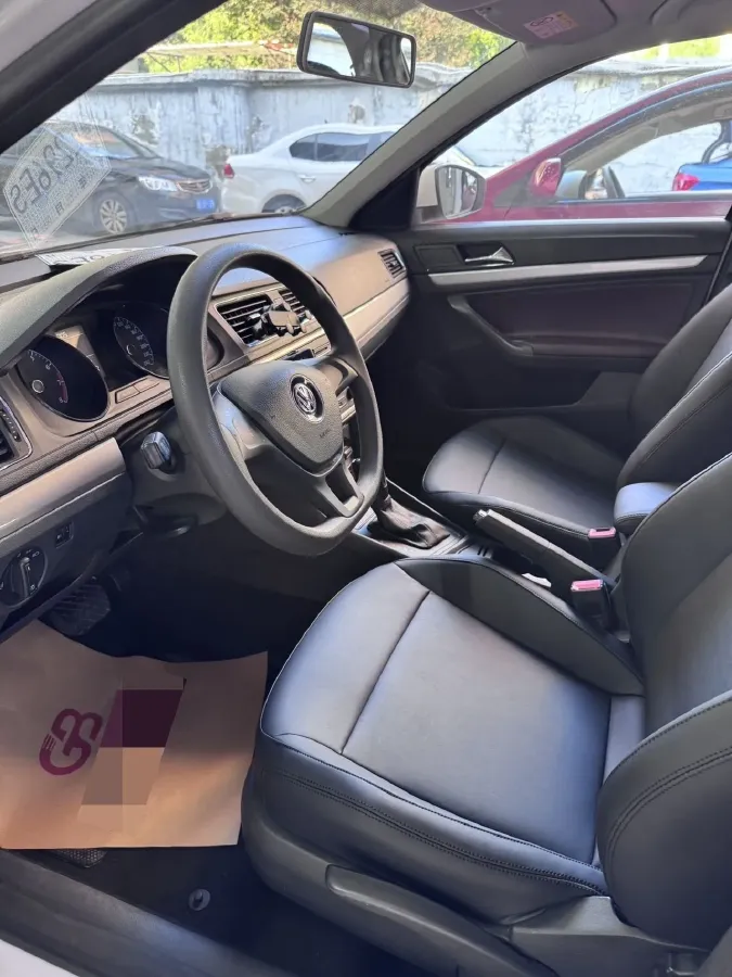 2017 Volkswagen Lavida 1.6L 110HP L4 6AT,autocango,china used car exporter,china ev exporter,chinese used car exporter,chinese used ev exporter
