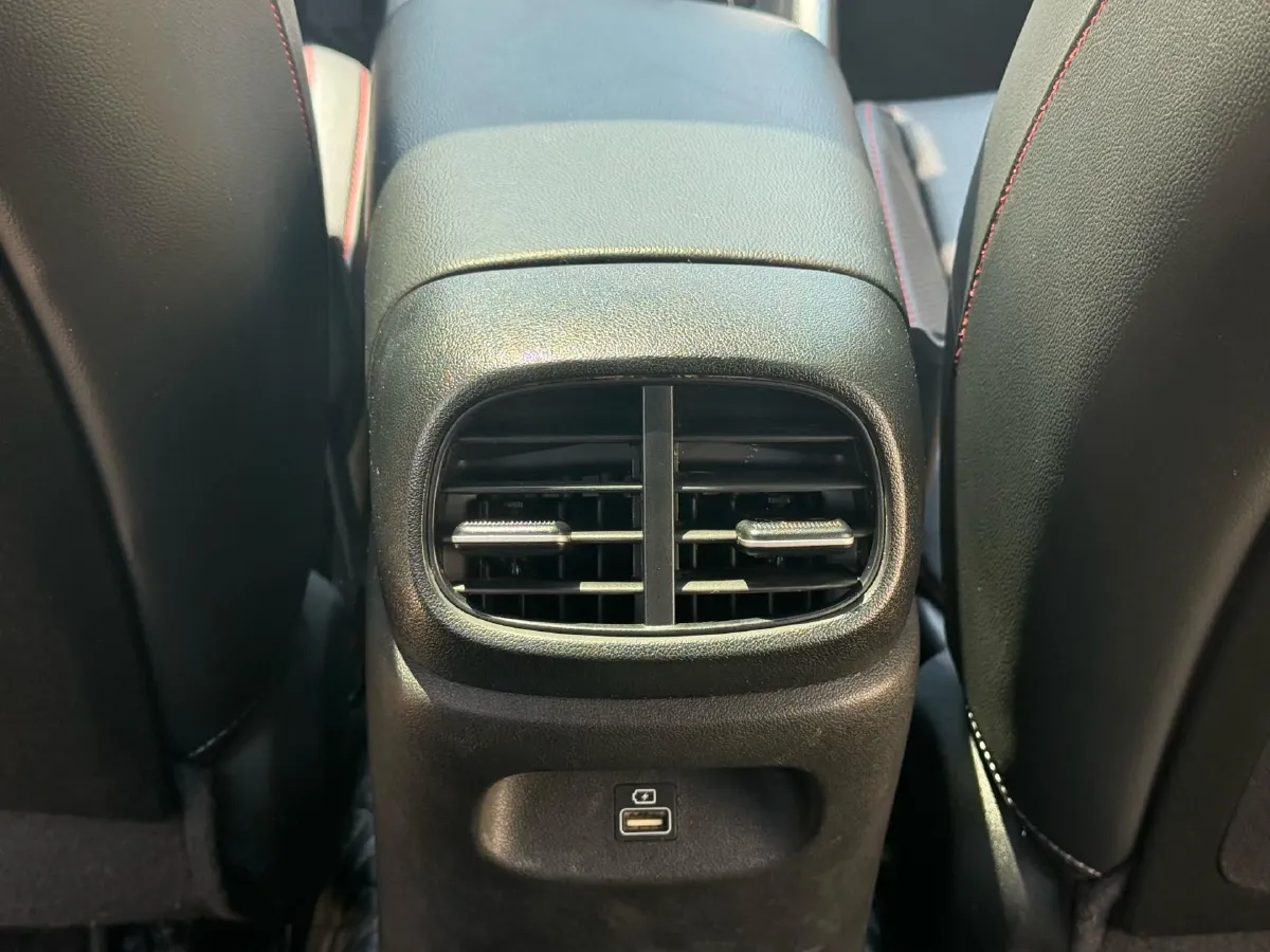 2022 Hyundai Elantra 1.5L 115HP L4 CVT,autocango,china used car exporter,china ev exporter,chinese used car exporter,chinese used ev exporter