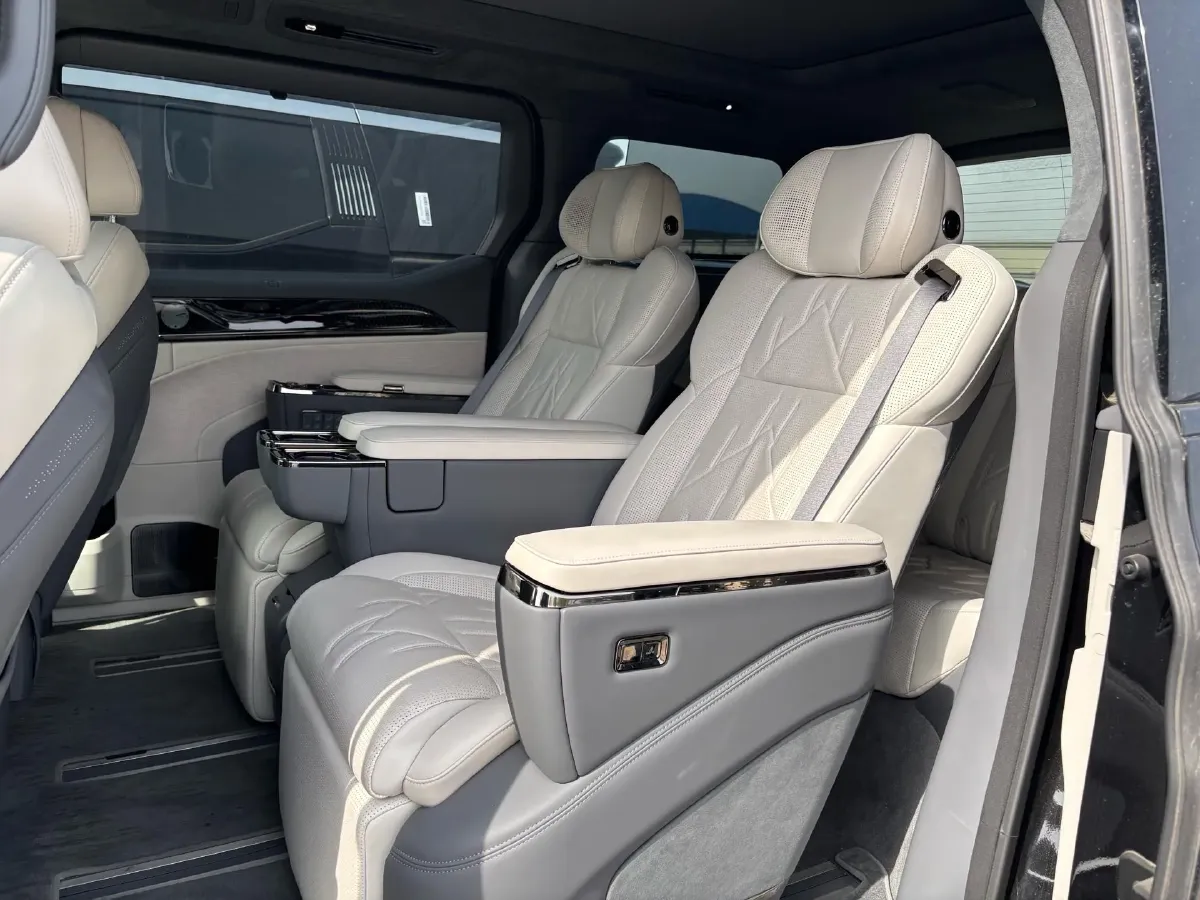 2024 Zeekr 009 BEV 108KWH,autocango,china used car exporter,china ev exporter,chinese used car exporter,chinese used ev exporter