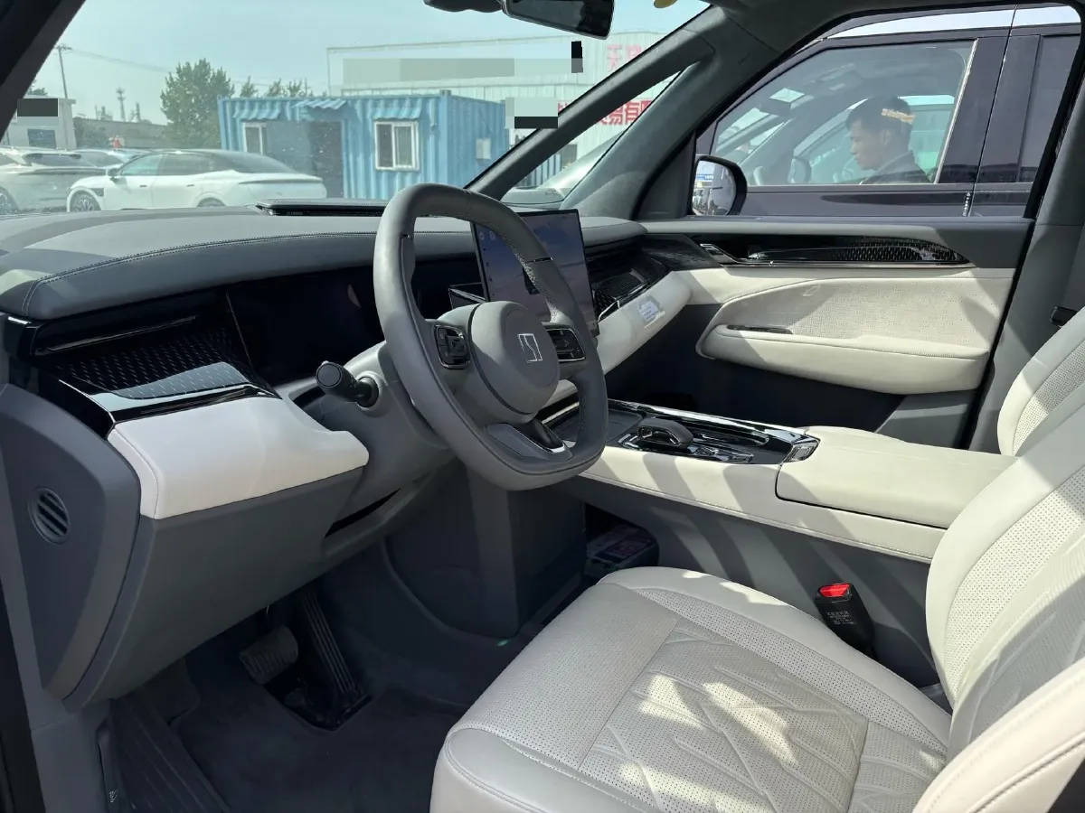2024 Zeekr 009 BEV 108KWH,autocango,china used car exporter,china ev exporter,chinese used car exporter,chinese used ev exporter
