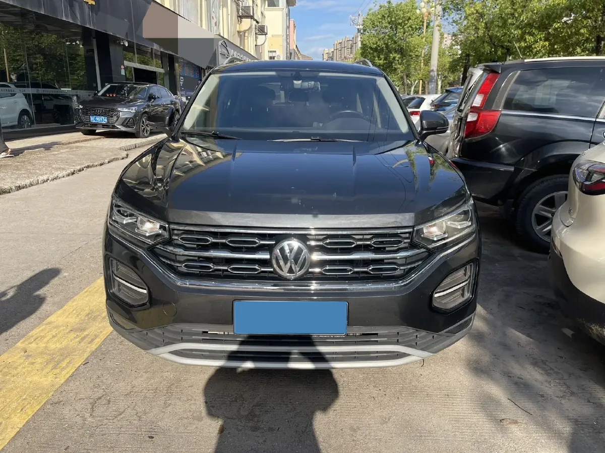 2021 Volkswagen Tayron 2.0T 186HP L4 7DCT,autocango,china used car exporter,china ev exporter,chinese used car exporter,chinese used ev exporter