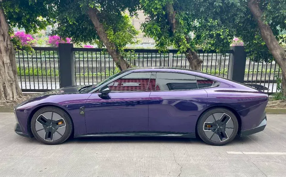 2025 Xpeng P7 BEV,autocango,china used car exporter,china ev exporter,chinese used car exporter,chinese used ev exporter