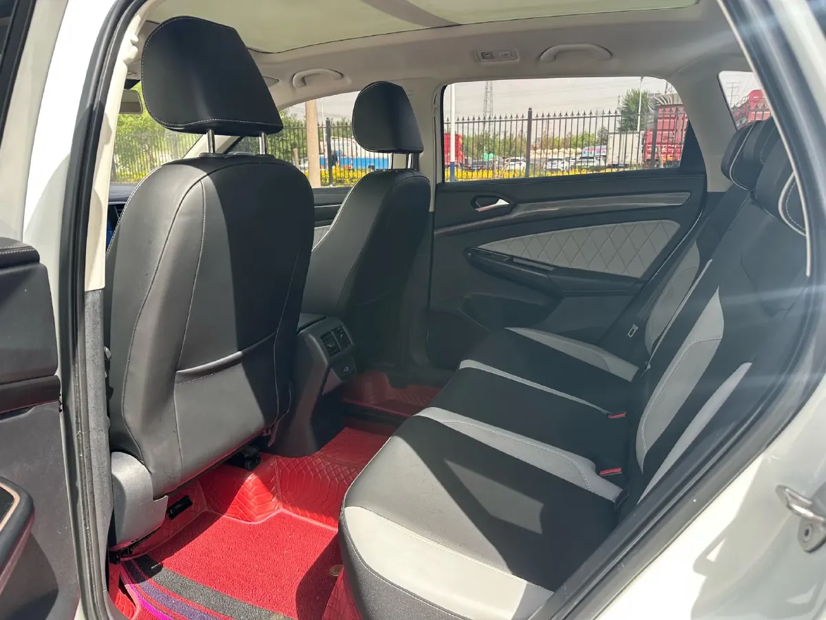 2022 Jetta VS7 1.4T 150HP L4 6AT,autocango,china used car exporter,china ev exporter,chinese used car exporter,chinese used ev exporter