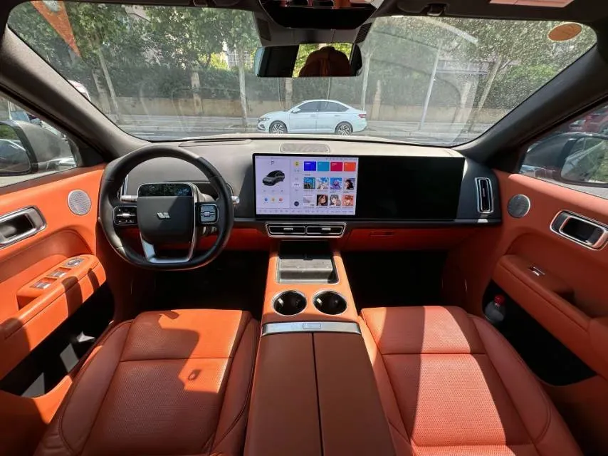 2023 Li L8 Range Extended 154HP REEV 40.9KWH,autocango,china used car exporter,china ev exporter,chinese used car exporter,chinese used ev exporter