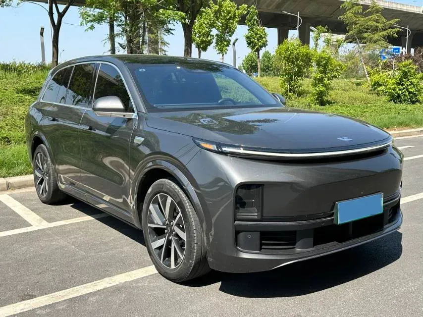2023 Li L8 Range Extended 154HP REEV 40.9KWH,autocango,china used car exporter,china ev exporter,chinese used car exporter,chinese used ev exporter