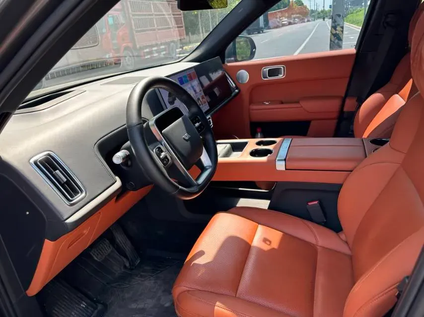 2023 Li L8 Range Extended 154HP REEV 40.9KWH,autocango,china used car exporter,china ev exporter,chinese used car exporter,chinese used ev exporter