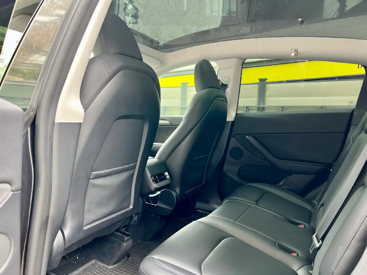 2024 Iveco OuSheng BEV 77.28KWH,autocango,china used car exporter,china ev exporter,chinese used car exporter,chinese used ev exporter