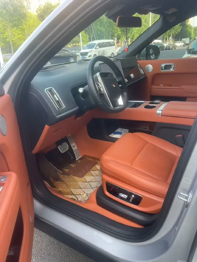 2023 Li L9 Range Extended 154HP REEV 42.6KWH,autocango,china used car exporter,china ev exporter,chinese used car exporter,chinese used ev exporter