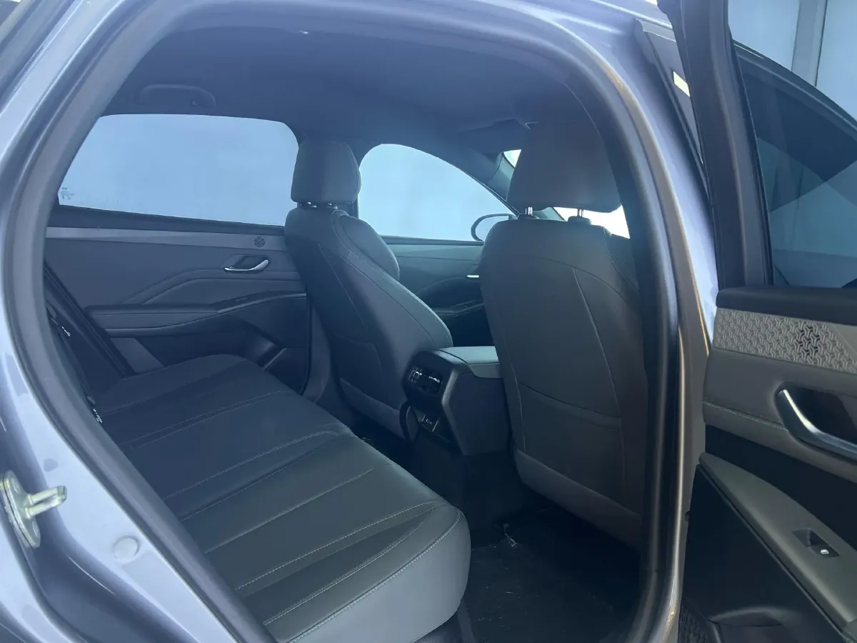 2025 BYD Qin Plus 1.5L 101HP L4 E-CVT PHEV 7.68KWH,autocango,china used car exporter,china ev exporter,chinese used car exporter,chinese used ev exporter