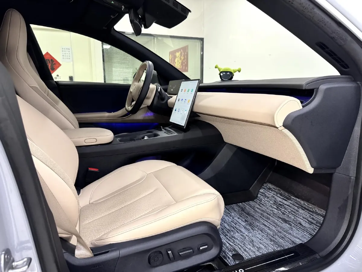 2024 NIO ET5T BEV 75KWH,autocango,china used car exporter,china ev exporter,chinese used car exporter,chinese used ev exporter