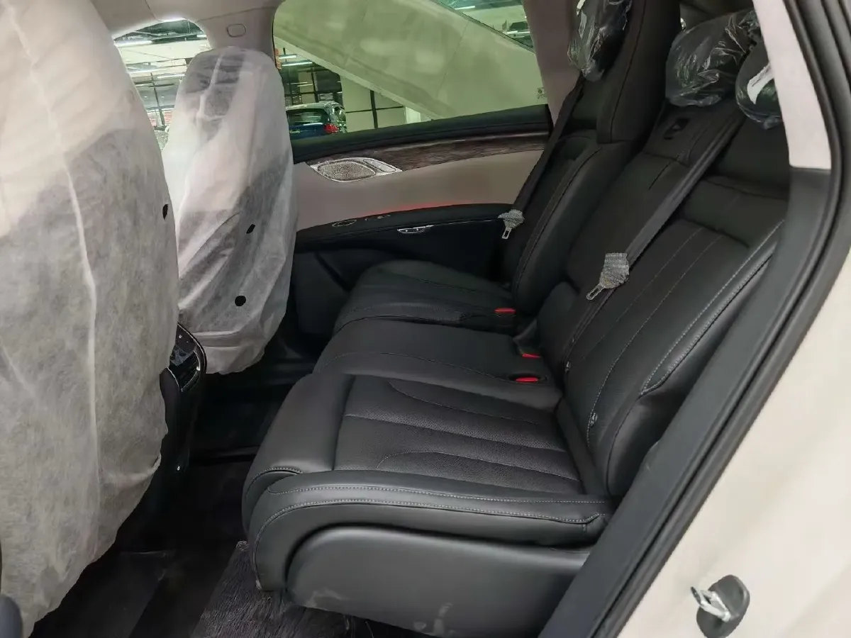 2024 IM LS7 BEV 90KWH,autocango,china used car exporter,china ev exporter,chinese used car exporter,chinese used ev exporter