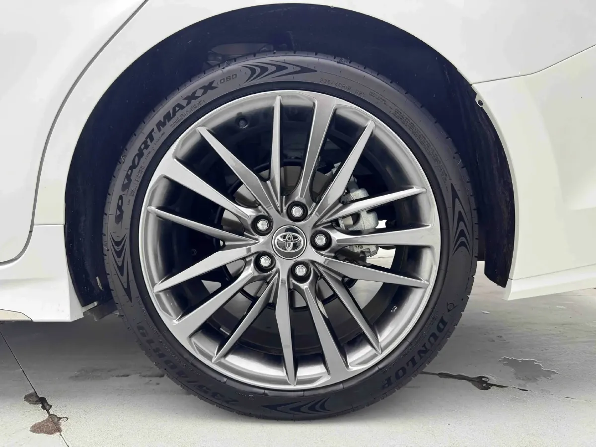 2026 Toyota Camry 2.0L 152HP L4 E-CVT Hybrid,autocango,china used car exporter,china ev exporter,chinese used car exporter,chinese used ev exporter