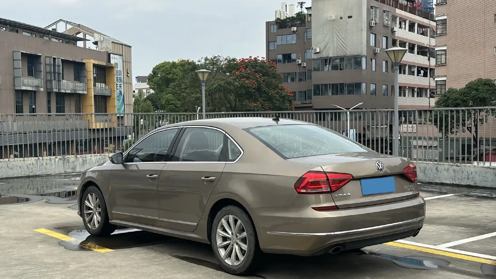 2017 Volkswagen Passat 1.8T 180HP L4 7DCT,autocango,china used car exporter,china ev exporter,chinese used car exporter,chinese used ev exporter
