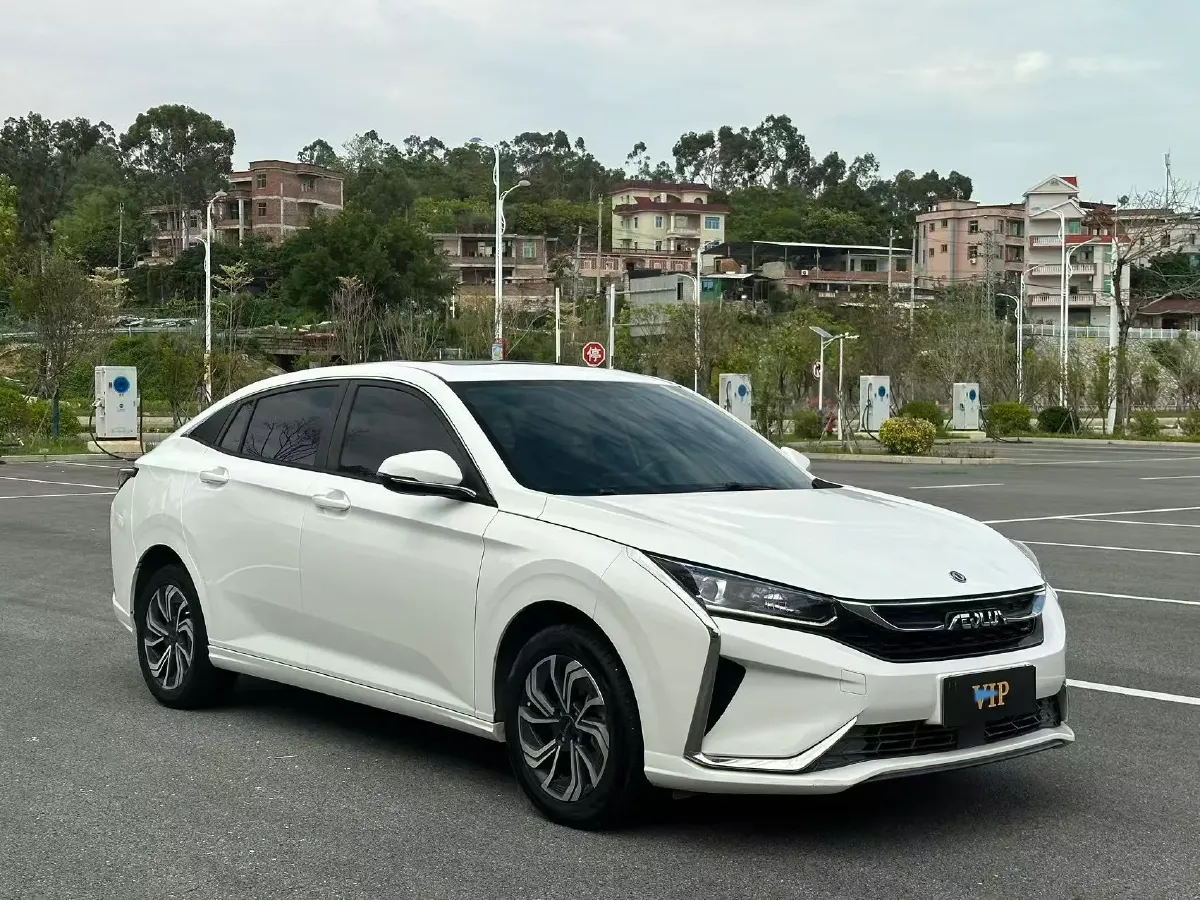 2023 DongFeng Aeolus YiXuan 1.5T 197HP L4 6DCT,autocango,china used car exporter,china ev exporter,chinese used car exporter,chinese used ev exporter