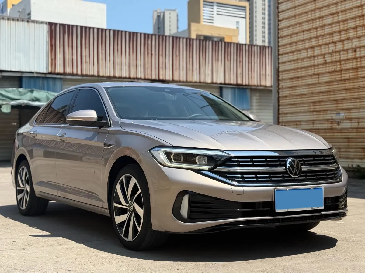2023 Volkswagen Sagitar 1.5T 160HP L4 7DCT,autocango,china used car exporter,china ev exporter,chinese used car exporter,chinese used ev exporter