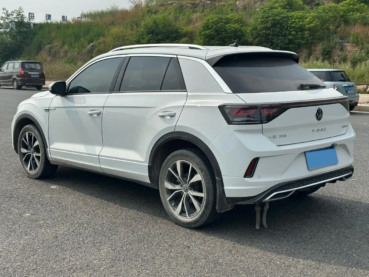 2023 Volkswagen T-Roc 1.5T 160HP L4 7DCT,autocango,china used car exporter,china ev exporter,chinese used car exporter,chinese used ev exporter