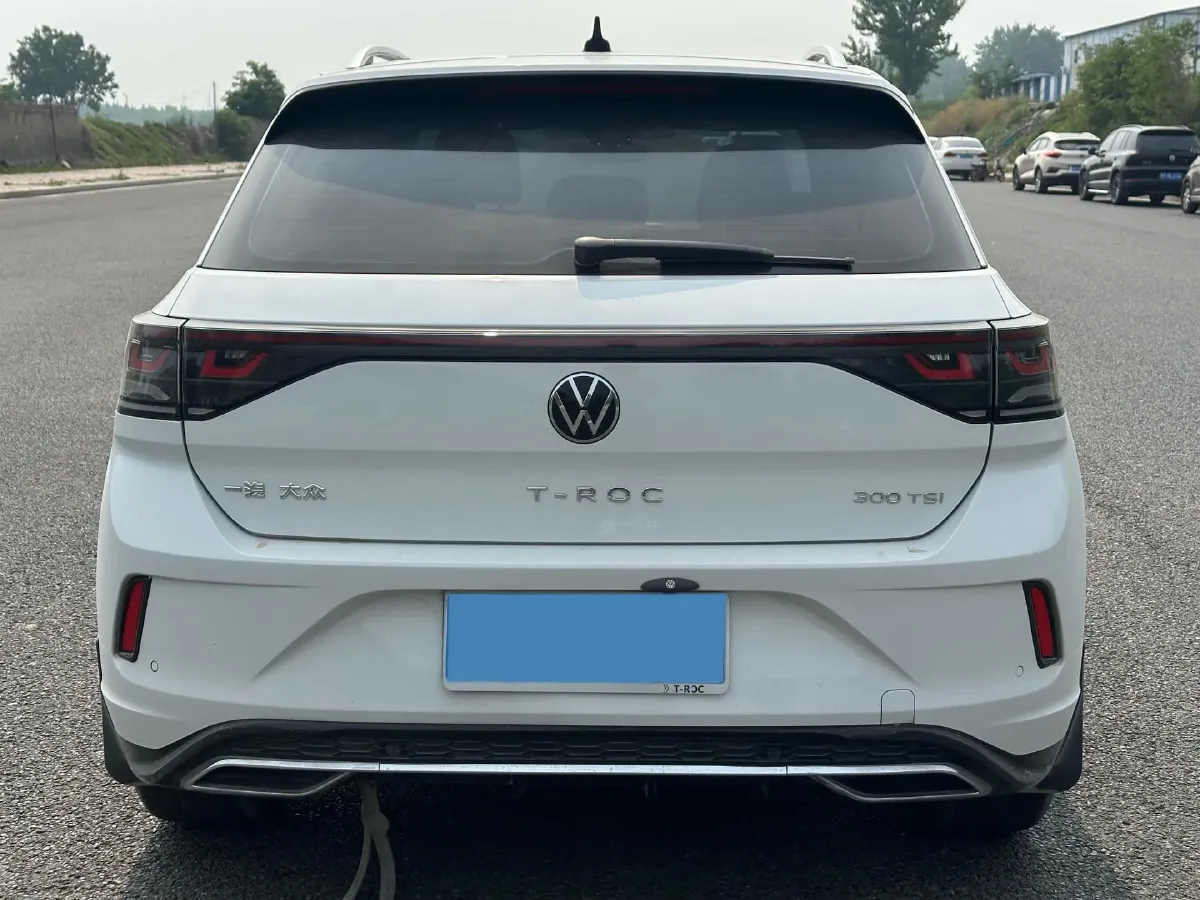 2023 Volkswagen T-Roc 1.5T 160HP L4 7DCT,autocango,china used car exporter,china ev exporter,chinese used car exporter,chinese used ev exporter