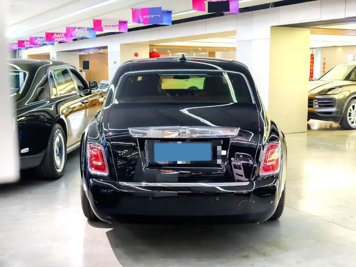 2018 Rolls-Royce Phantom 6.7T 571HP V12 8AT,autocango,china used car exporter,china ev exporter,chinese used car exporter,chinese used ev exporter