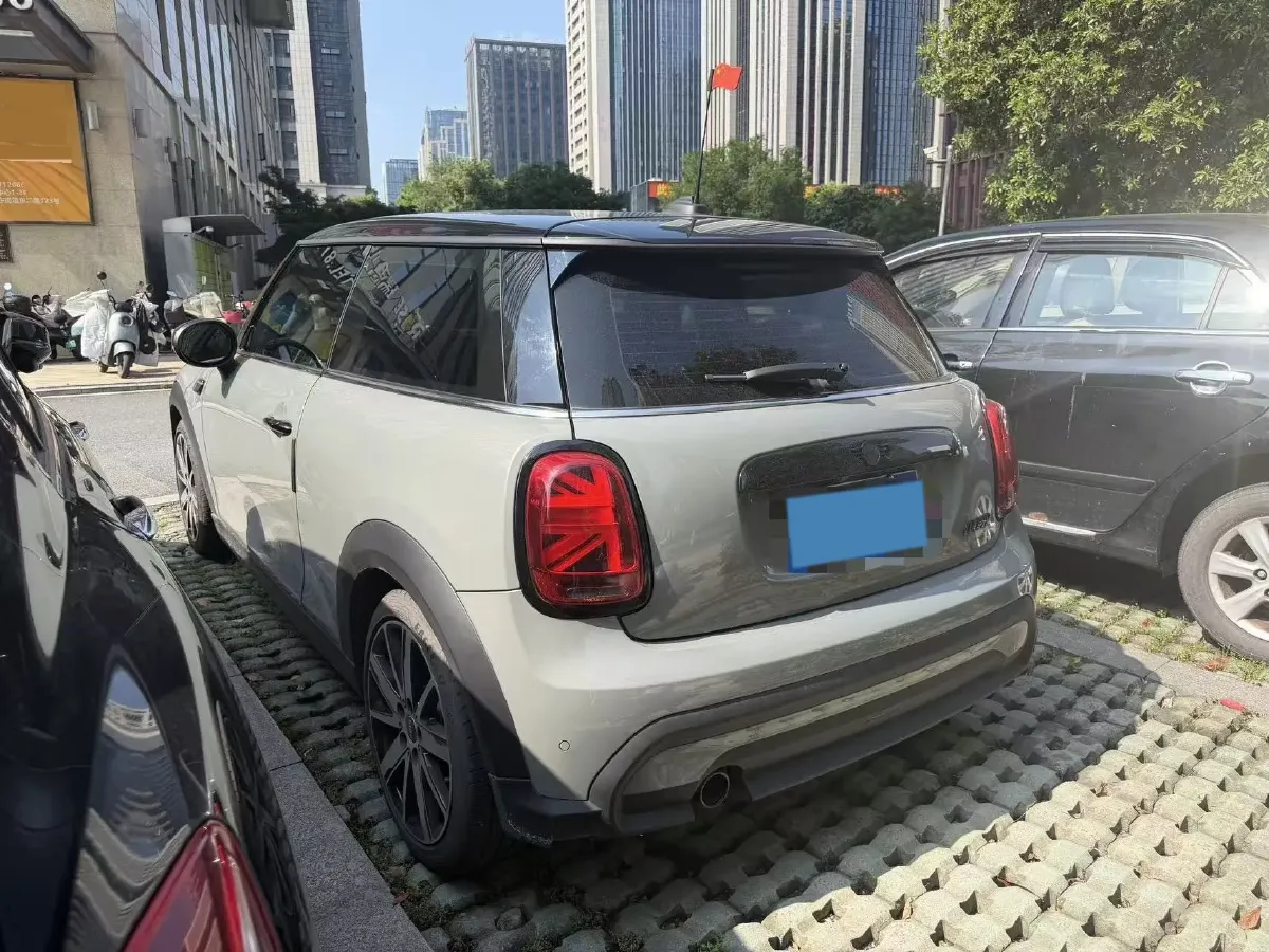 2023 MINI MINI 1.5T 136HP L3 7DCT,autocango,china used car exporter,china ev exporter,chinese used car exporter,chinese used ev exporter