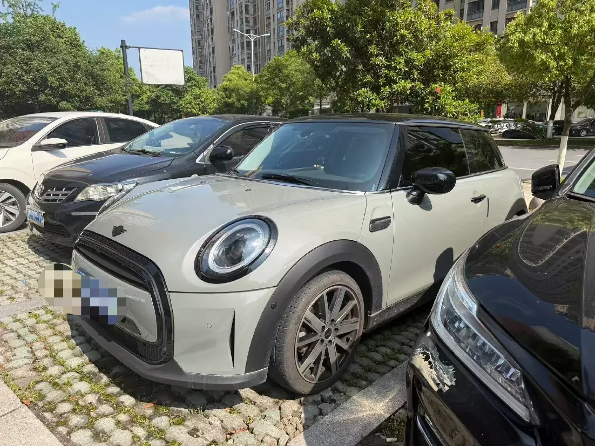 2023 MINI MINI 1.5T 136HP L3 7DCT,autocango,china used car exporter,china ev exporter,chinese used car exporter,chinese used ev exporter