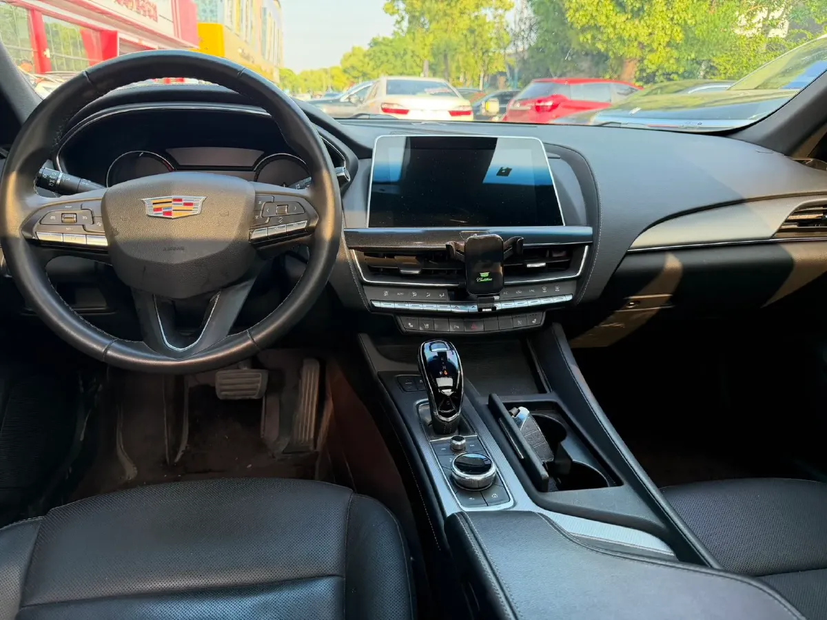 2022 Cadillac CT5 2.0T 237HP L4 10AT,autocango,china used car exporter,china ev exporter,chinese used car exporter,chinese used ev exporter
