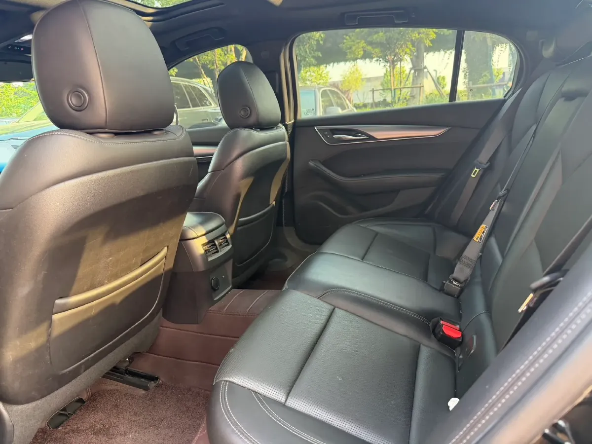 2022 Cadillac CT5 2.0T 237HP L4 10AT,autocango,china used car exporter,china ev exporter,chinese used car exporter,chinese used ev exporter