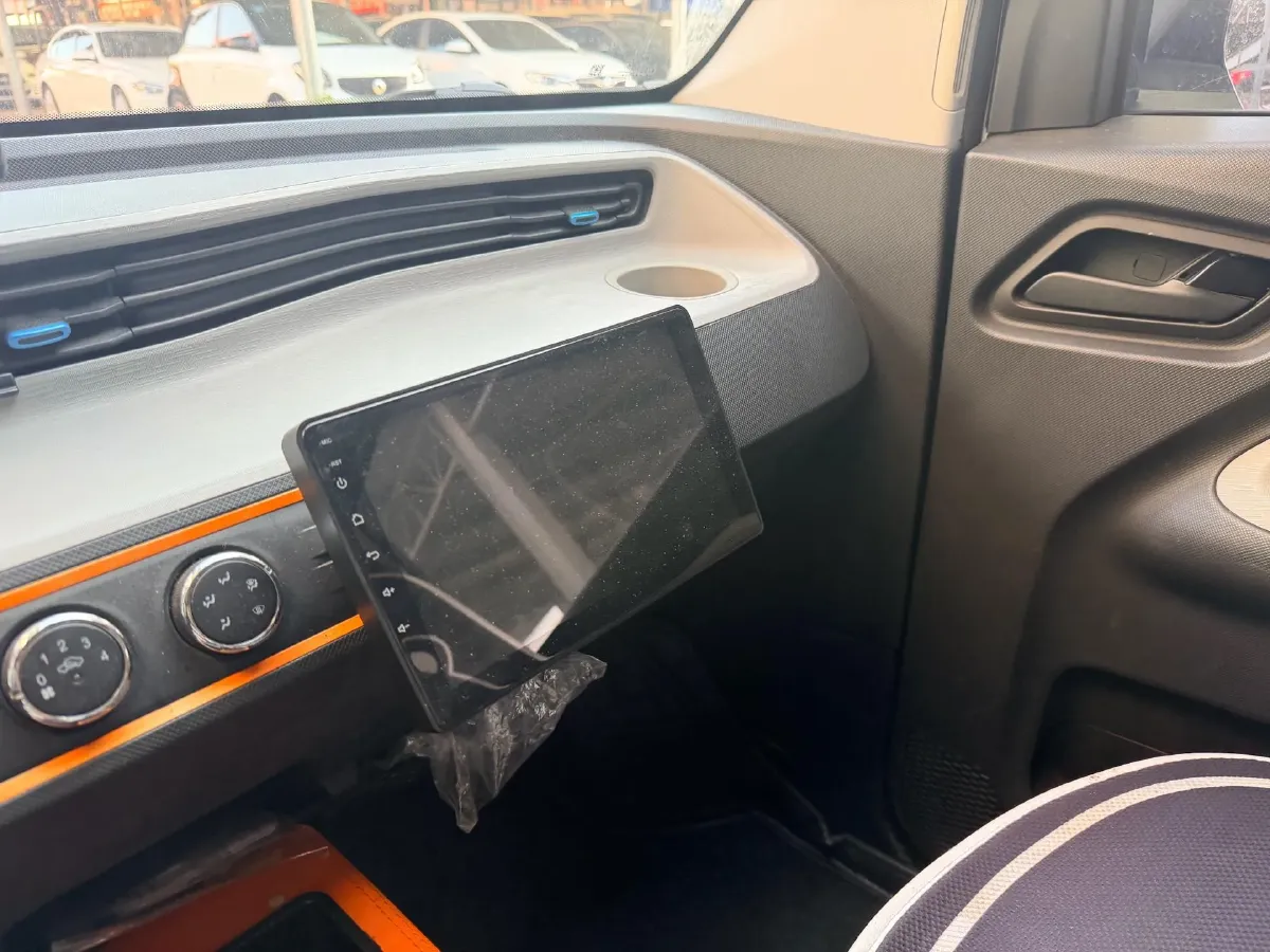 2020 WuLing HongGuang MINI EV BEV 9.3KWH,autocango,china used car exporter,china ev exporter,chinese used car exporter,chinese used ev exporter