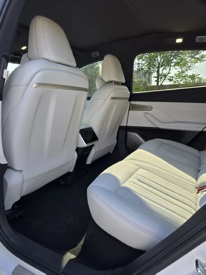 2024 ONVO L60 BEV 60KWH,autocango,china used car exporter,china ev exporter,chinese used car exporter,chinese used ev exporter