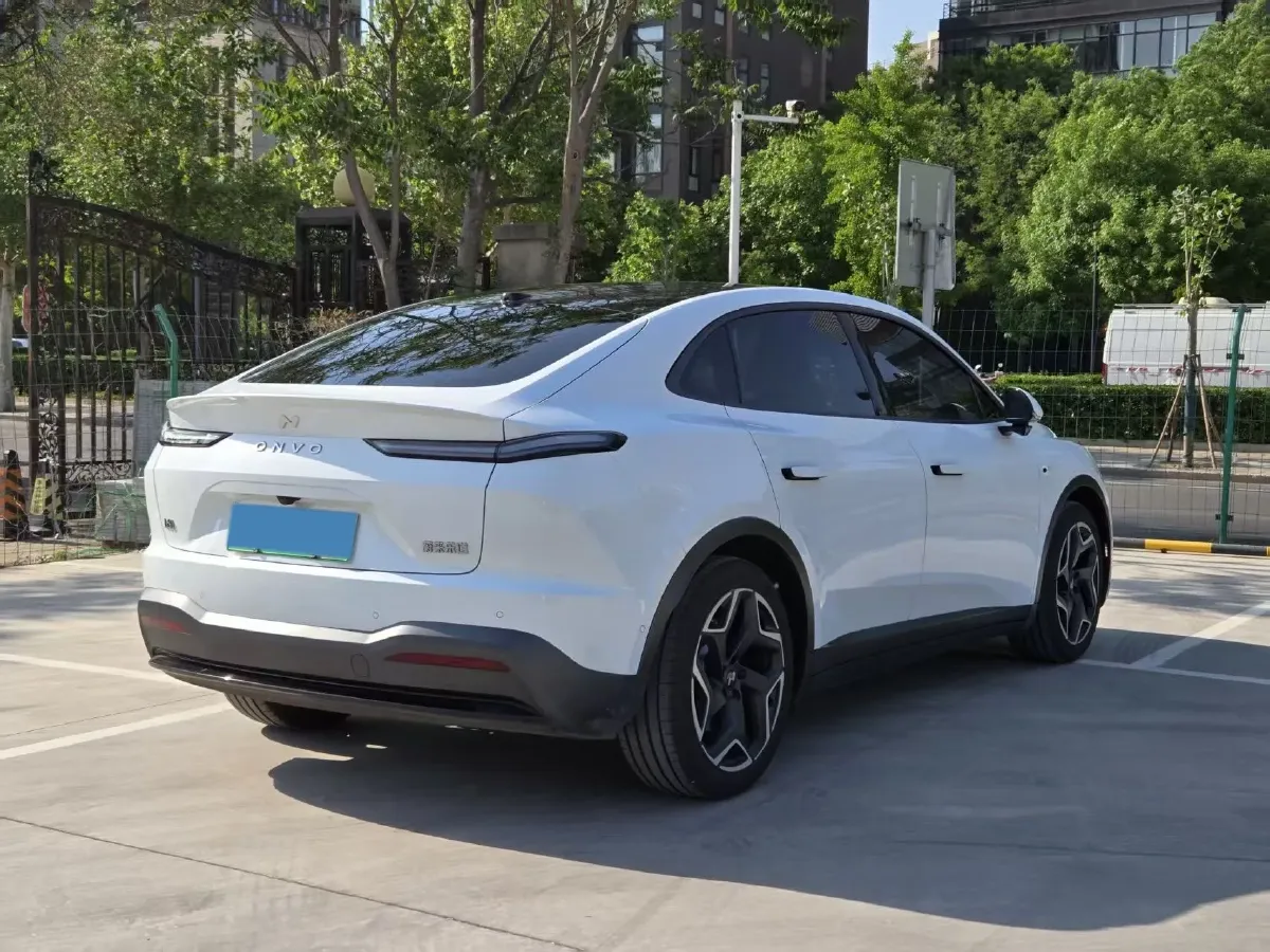 2024 ONVO L60 BEV 60KWH,autocango,china used car exporter,china ev exporter,chinese used car exporter,chinese used ev exporter