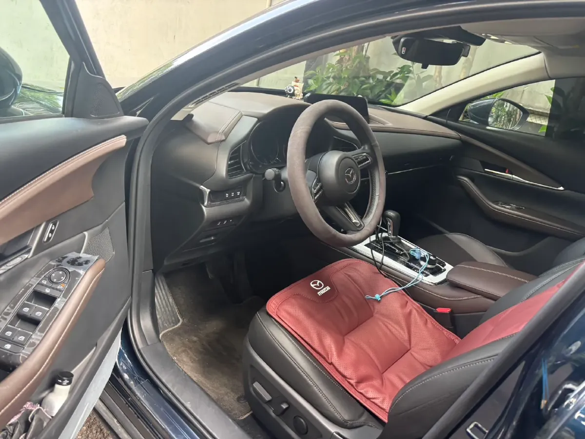 2021 Mazda CX-30 2.0L 158HP L4 6AT,autocango,china used car exporter,china ev exporter,chinese used car exporter,chinese used ev exporter