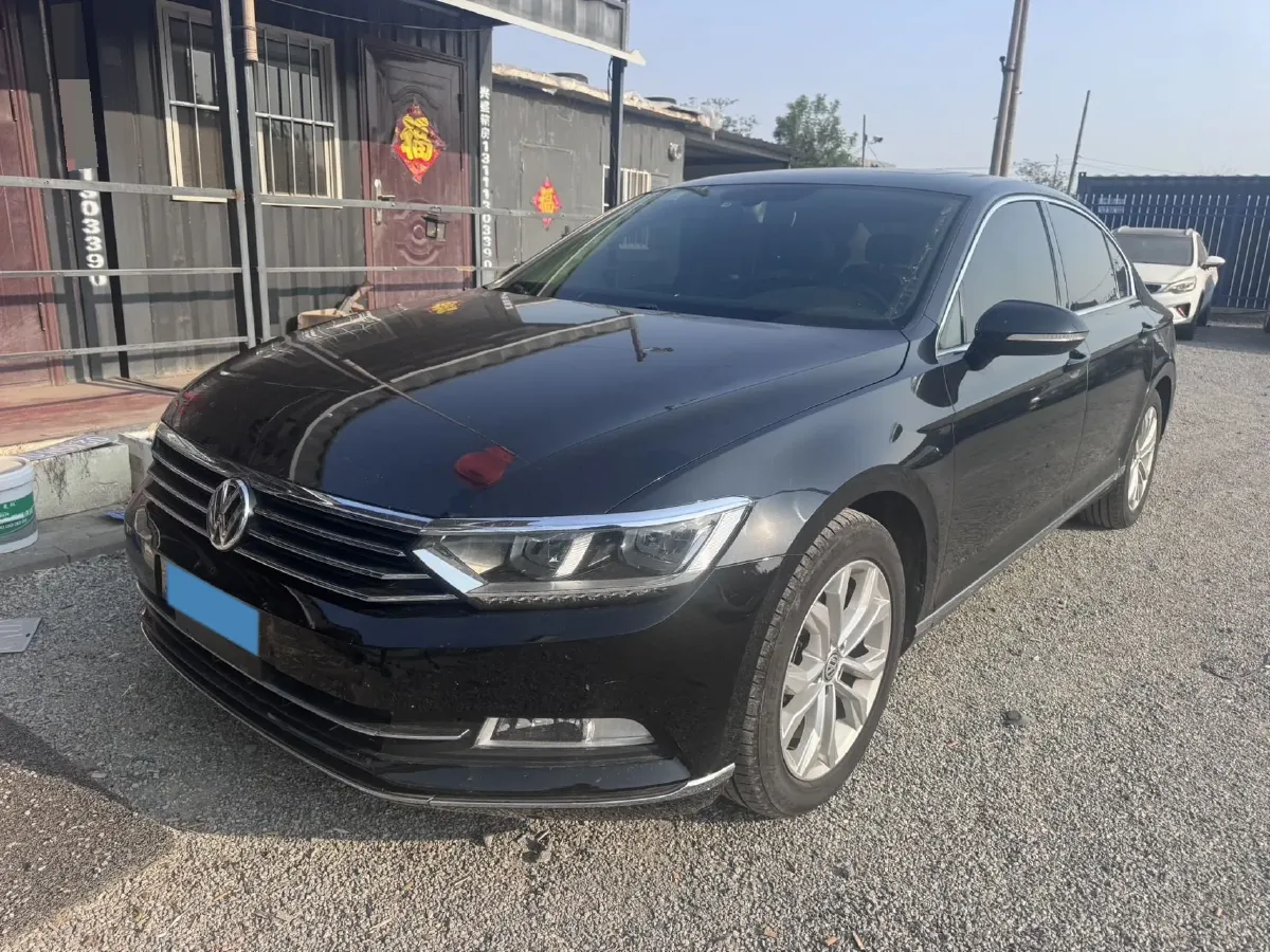 2018 Volkswagen Magotan 1.8T 180HP L4 7DCT,autocango,china used car exporter,china ev exporter,chinese used car exporter,chinese used ev exporter