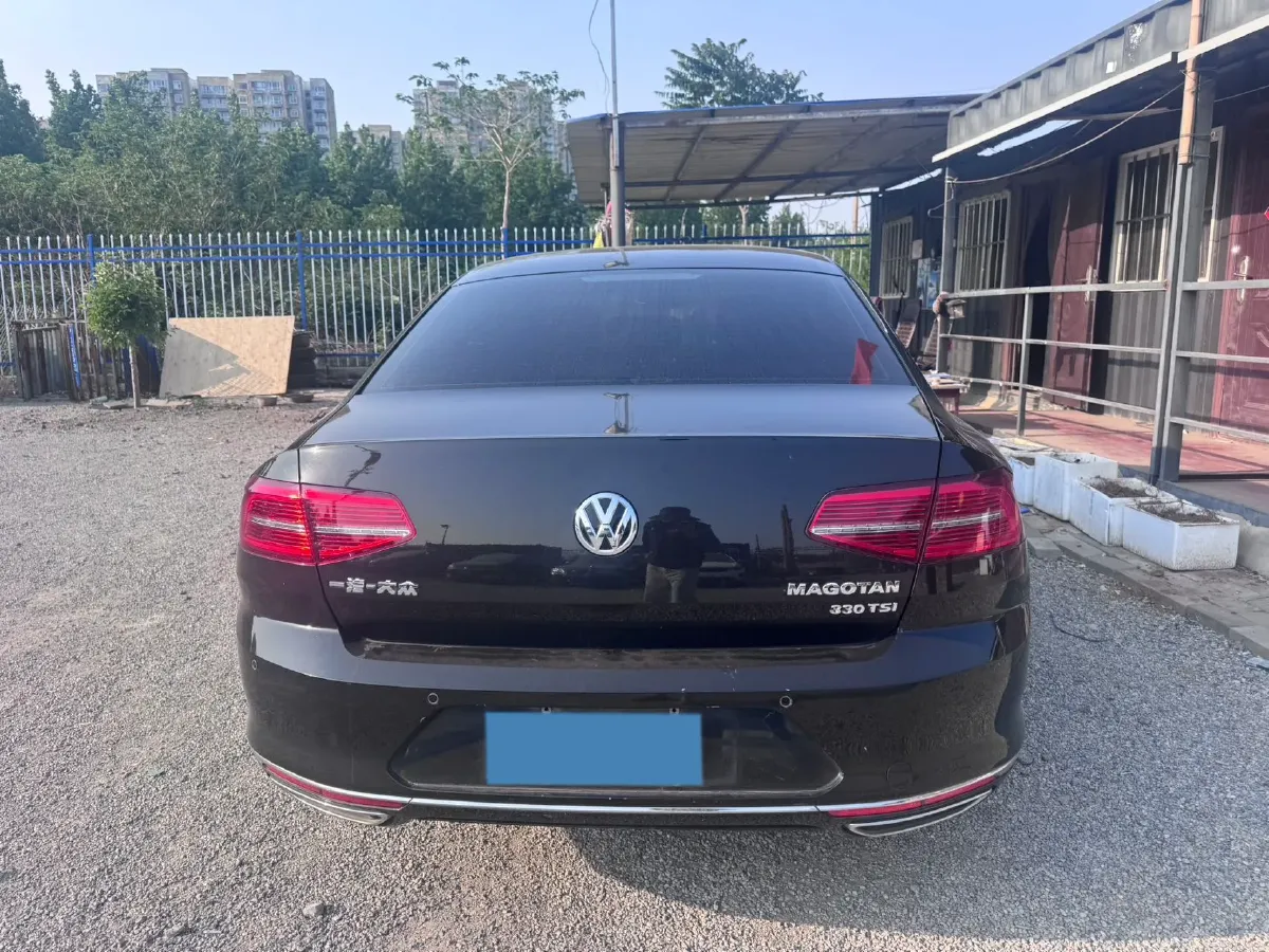 2018 Volkswagen Magotan 1.8T 180HP L4 7DCT,autocango,china used car exporter,china ev exporter,chinese used car exporter,chinese used ev exporter