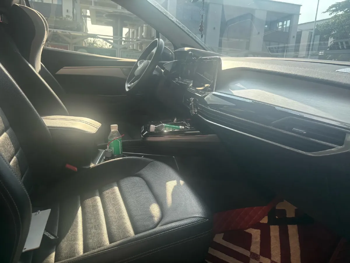 2021 Volkswagen Talagon 2.0T 220HP L4 7DCT,autocango,china used car exporter,china ev exporter,chinese used car exporter,chinese used ev exporter