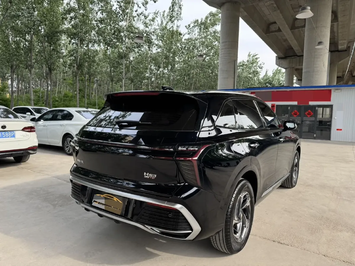 2024 HongQi HS3 1.5T 169HP L4 7DCT,autocango,china used car exporter,china ev exporter,chinese used car exporter,chinese used ev exporter