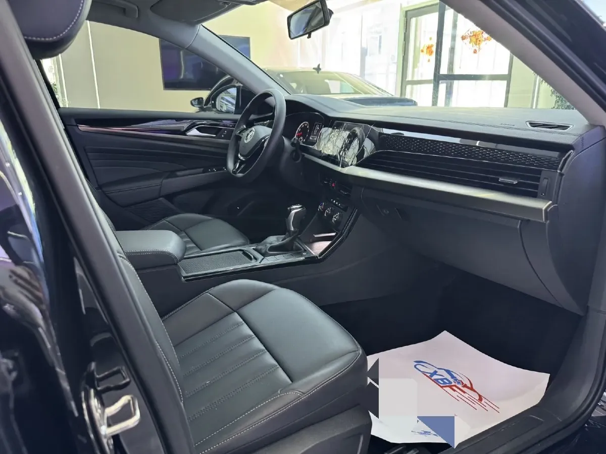 2021 Volkswagen Passat 1.4T 150HP L4 7DCT,autocango,china used car exporter,china ev exporter,chinese used car exporter,chinese used ev exporter