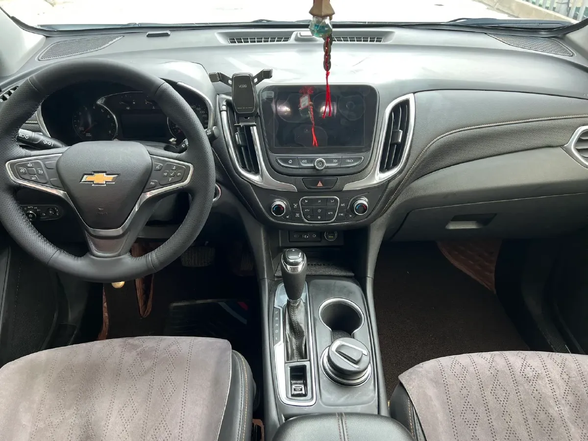 2019 Chevrolet Equinox 1.5T 169HP L4 6AT,autocango,china used car exporter,china ev exporter,chinese used car exporter,chinese used ev exporter