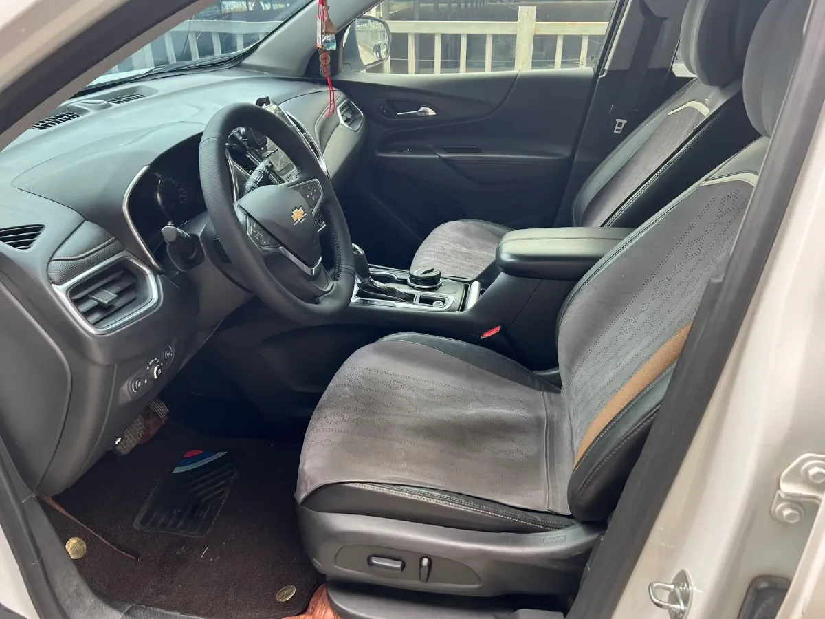 2019 Chevrolet Equinox 1.5T 169HP L4 6AT,autocango,china used car exporter,china ev exporter,chinese used car exporter,chinese used ev exporter