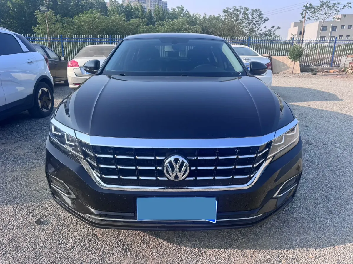 2019 Volvo V40 1.5T 152HP L4 6AT,autocango,china used car exporter,china ev exporter,chinese used car exporter,chinese used ev exporter
