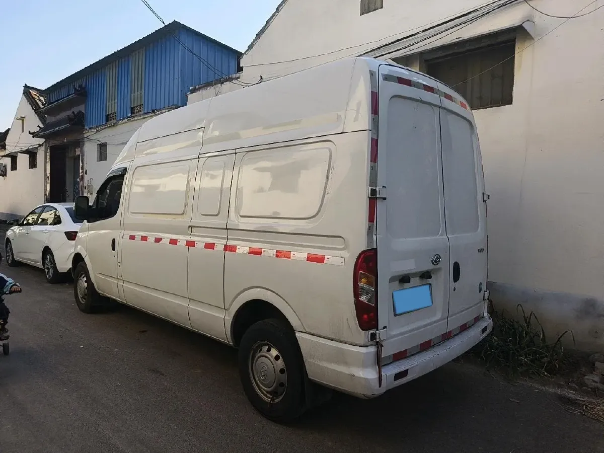 2023 DongFeng DFAC YuFeng 2.0T 136HP L4 6MT,autocango,china used car exporter,china ev exporter,chinese used car exporter,chinese used ev exporter