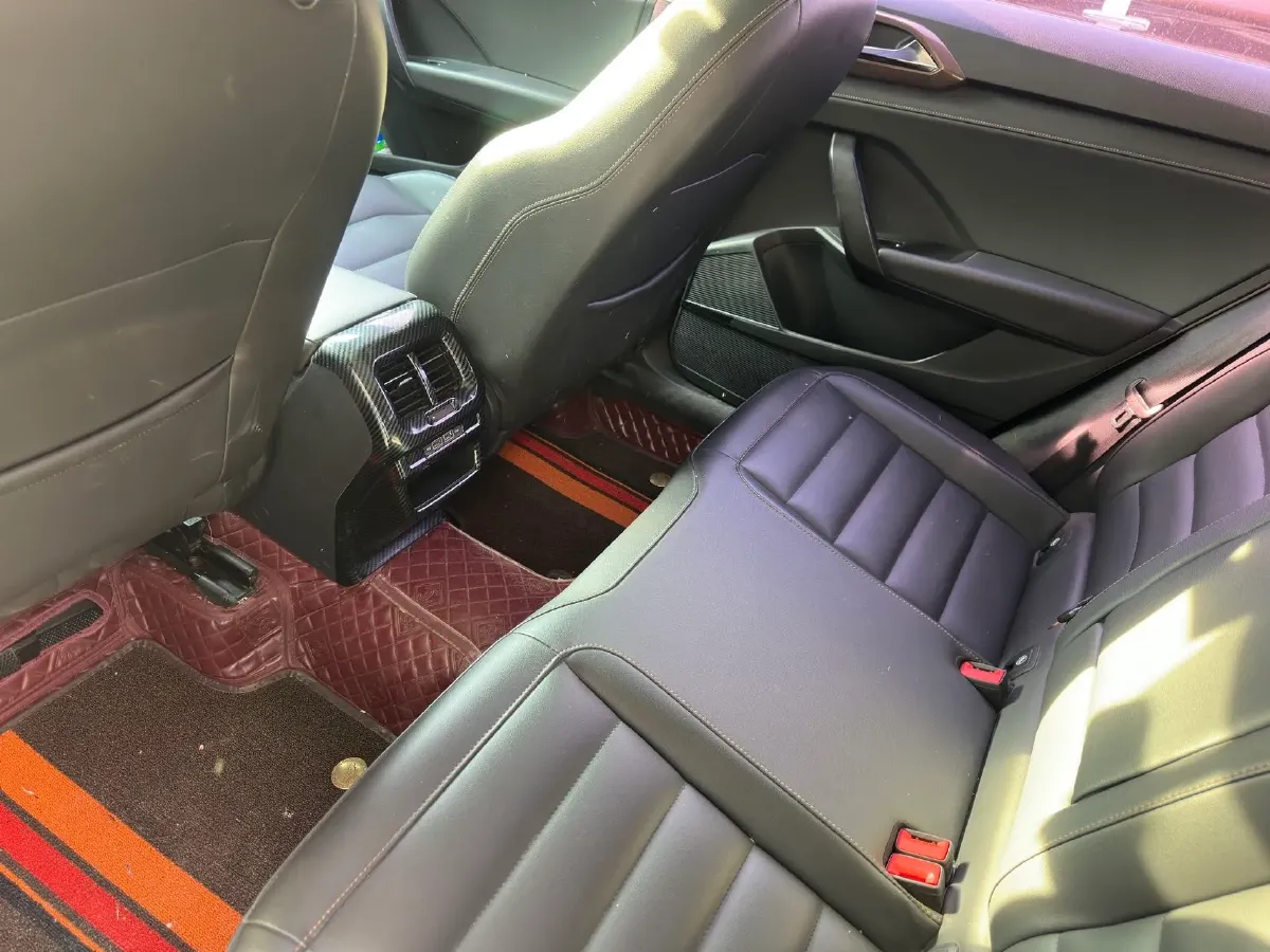 2019 MINI MINI 1.5T 102HP L3 7DCT,autocango,china used car exporter,china ev exporter,chinese used car exporter,chinese used ev exporter