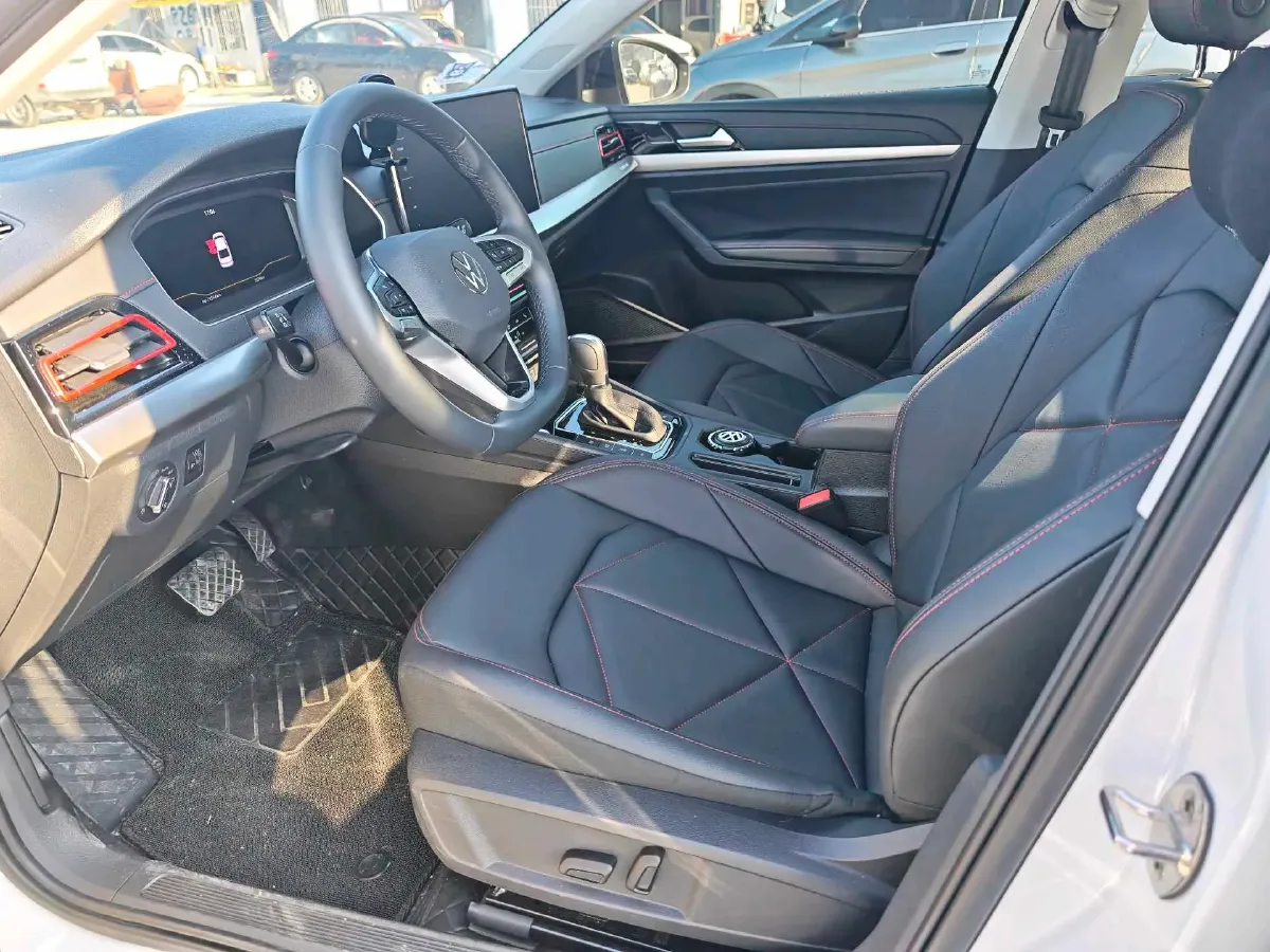 2024 Volkswagen Lavida 1.5T 160HP L4 7DCT,autocango,china used car exporter,china ev exporter,chinese used car exporter,chinese used ev exporter