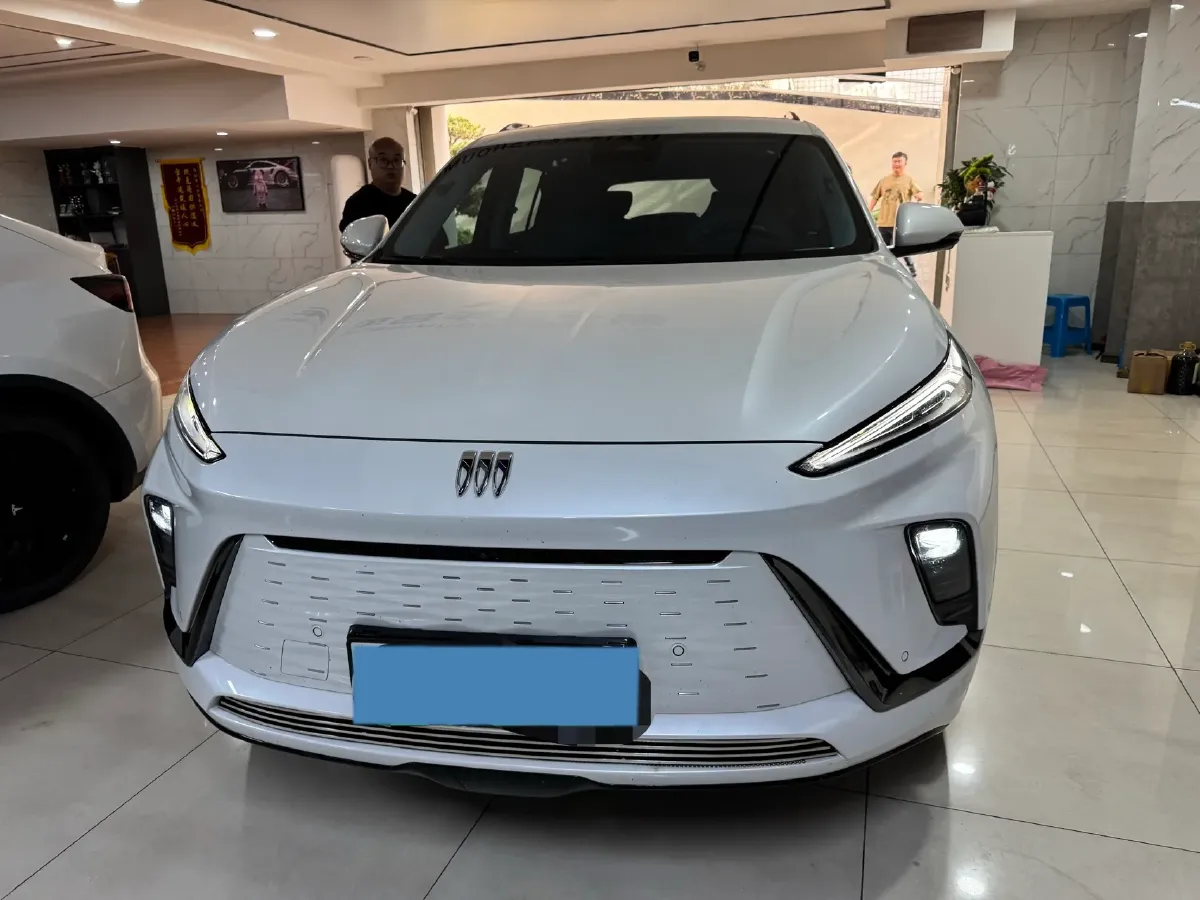 2023 Buick EnvisionPlus 1.5T 211HP L4 9AT,autocango,china used car exporter,china ev exporter,chinese used car exporter,chinese used ev exporter