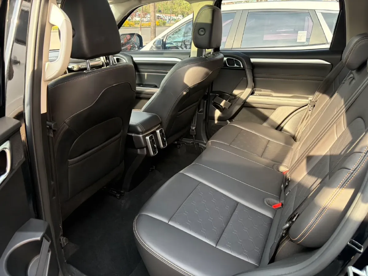 2022 Haval Dargo 1.5T 184HP L4 7DCT,autocango,china used car exporter,china ev exporter,chinese used car exporter,chinese used ev exporter